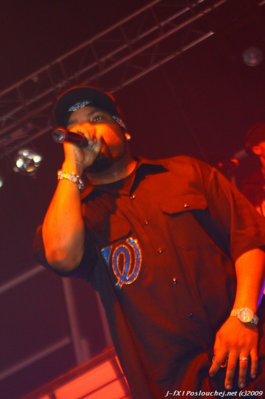 ice cube - 10.4.09